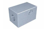 Unidirectional flow restrictor valve