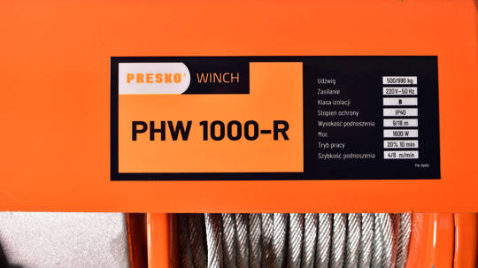 Winch 990kg 230V wireless control