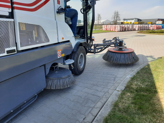 DULEVO D3 street sweeper