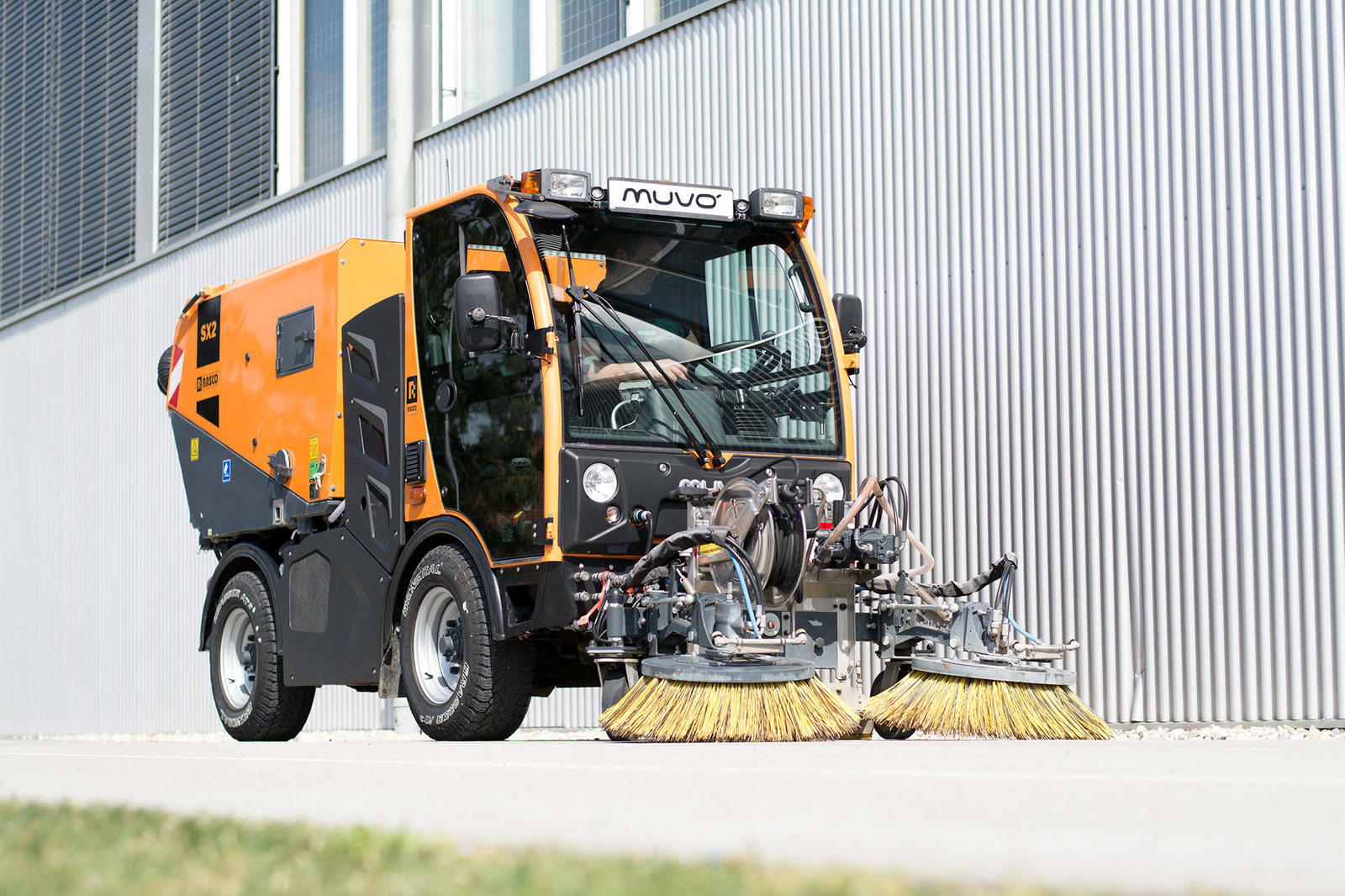 RASCO MUVO Multifunctional vehicle