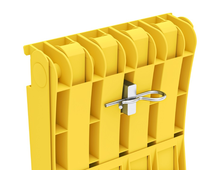 ORIGAMY single folding wedge handle anodized aluminum