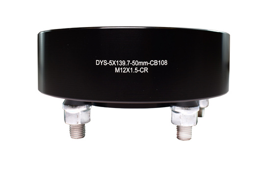 Spurverbreiterung DYS07-5x139.7-50mm-CB108- M12x1.5-CR mit Zentrierung. Daihatsu