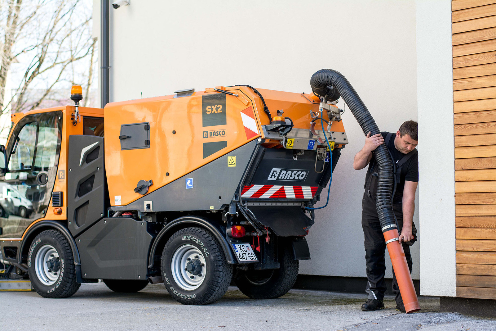 RASCO MUVO Multifunctional vehicle